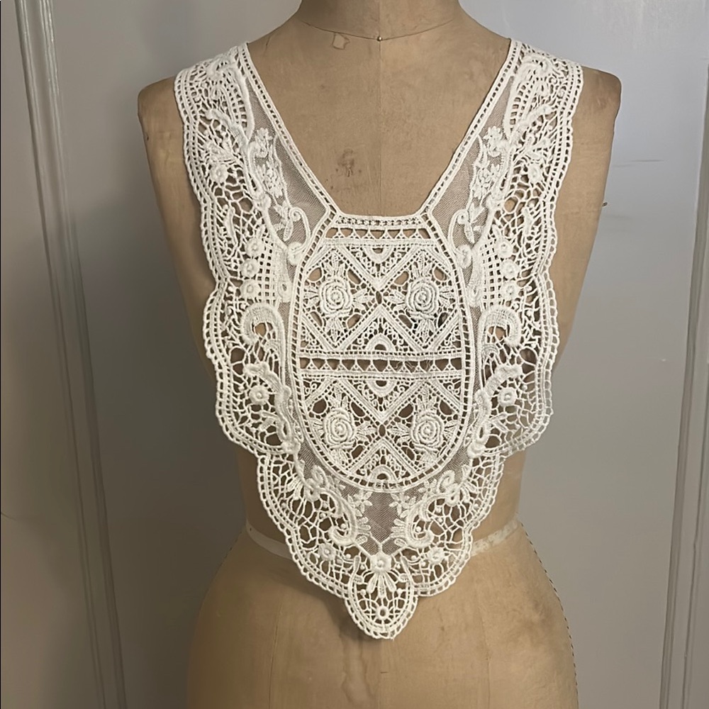 White Crochet Lace Bib Neckline Appliqué